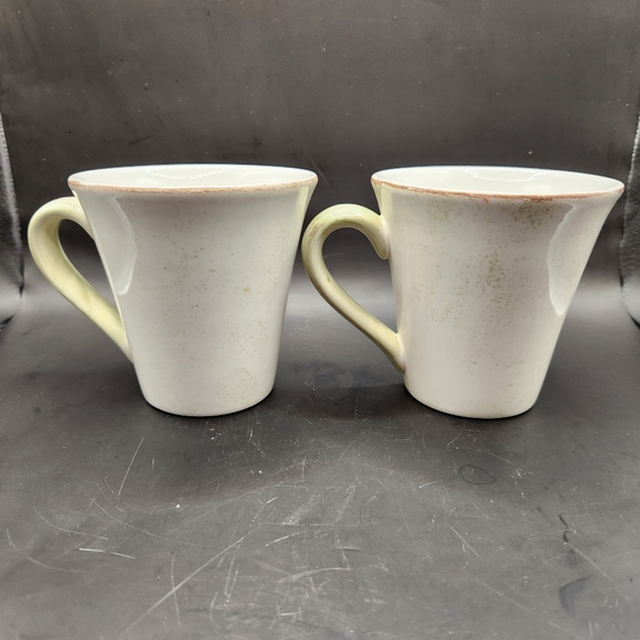 Apple Sauce Hand Painted Collection  Set of 2 Mugs - Picture 3 of 8